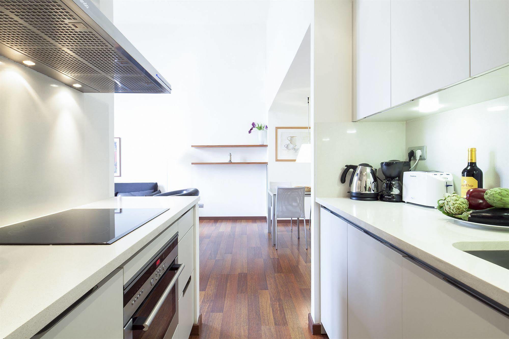 Inside Barcelona Apartments Mercat Εξωτερικό φωτογραφία